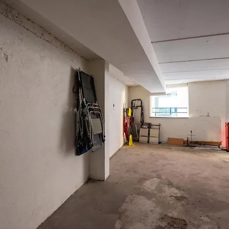 Casacamelia 35, 3 Bdrm With View