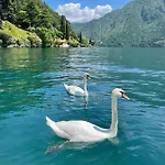 Casacamelia 35, 3 Bdrm With View Апартаменты