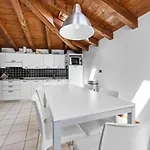 شقة Casacamelia 35, 3 Bdrm With View