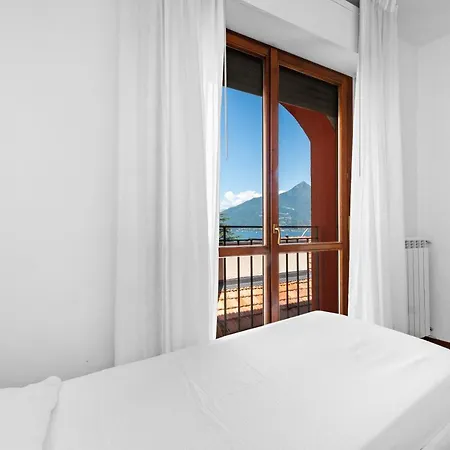 Casacamelia 35, 3 Bdrm With View Lejlighed