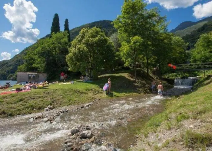 Casacamelia 35, 3 Bdrm With View *