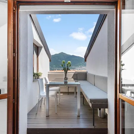 Casacamelia 35, 3 Bdrm With View Apartamento Acquaseria